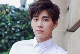 李易峰爆料人最新消息,揭秘娱乐圈惊人内幕! 第3张 李易峰爆料人最新消息,揭秘娱乐圈惊人内幕! 第3张